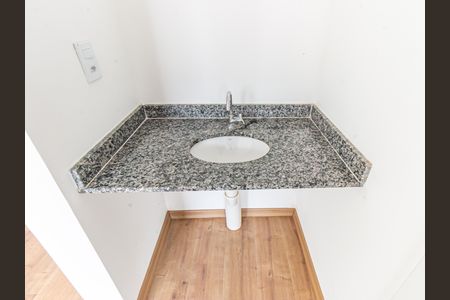 Apartamento à venda com 36m², 2 quartos e sem vaga Apartamento à venda com 36m², 2 quartos e sem vagaBanheiro