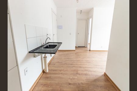 Apartamento à venda com 36m², 2 quartos e sem vaga Apartamento à venda com 36m², 2 quartos e sem vagaCozinha e Área de Serviço