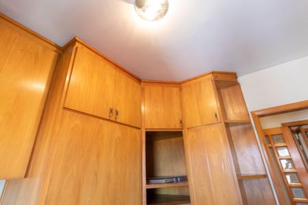 Apartamento para alugar com 76m², 3 quartos e 1 vagaQuarto 1