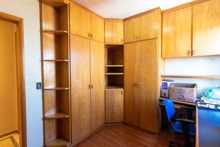 Apartamento para alugar com 76m², 3 quartos e 1 vagaQuarto 2