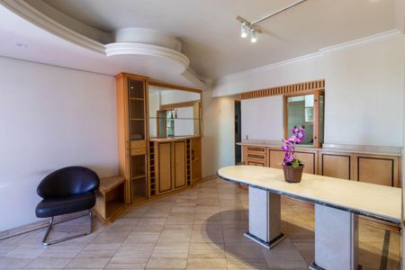 Apartamento para alugar com 76m², 3 quartos e 1 vagaSala