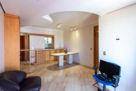 Apartamento para alugar com 76m², 3 quartos e 1 vagaSala