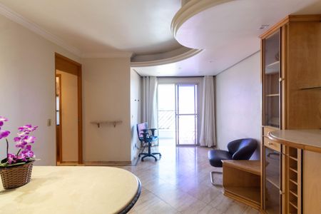 Apartamento para alugar com 76m², 3 quartos e 1 vagaSala