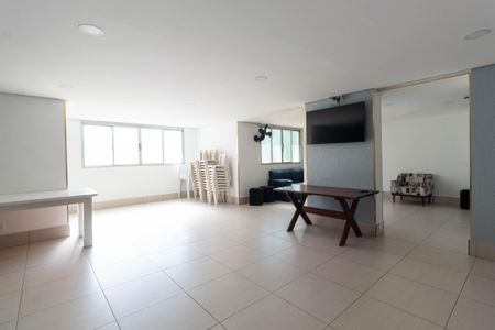 Apartamento para alugar com 76m², 3 quartos e 1 vagaÁrea comum - Salão de festas