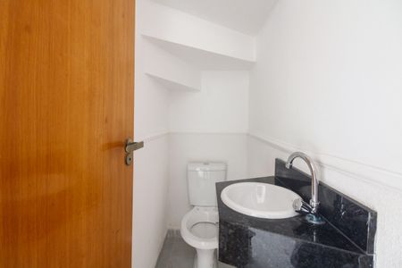 Casa à venda com 80m², 2 quartos e 1 vagaLavabo