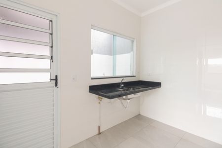 Casa à venda com 80m², 2 quartos e 1 vagaCozinha
