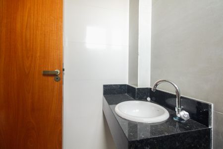 Casa à venda com 80m², 2 quartos e 1 vagaBanheiro Suíte 1