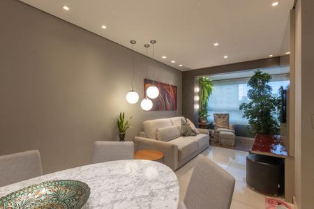 Apartamento à venda com 84m², 3 quartos e 2 vagas Apartamento à venda com 84m², 3 quartos e 2 vagasSala