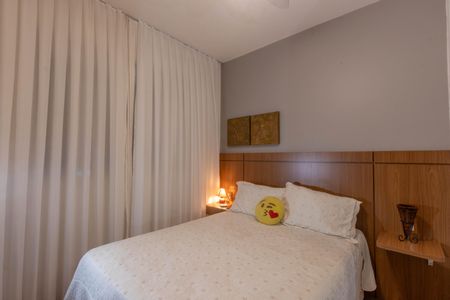 Apartamento à venda com 84m², 3 quartos e 2 vagas Apartamento à venda com 84m², 3 quartos e 2 vagasQuarto 2