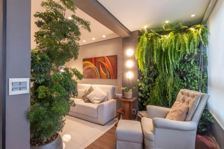 Apartamento à venda com 84m², 3 quartos e 2 vagas Apartamento à venda com 84m², 3 quartos e 2 vagasVaranda