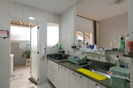 Casa de condomínio à venda com 125m², 3 quartos e 2 vagasCozinha