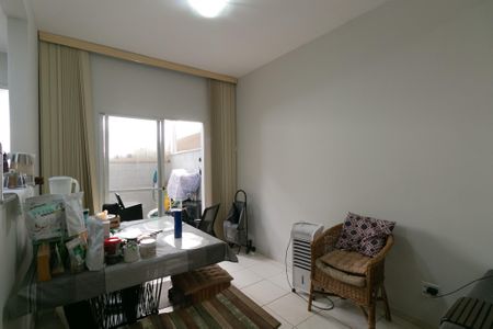 Casa de condomínio à venda com 125m², 3 quartos e 2 vagasSala de Jantar