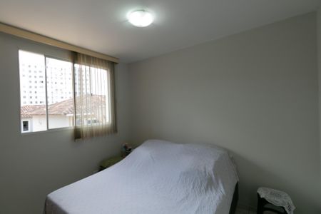 Casa de condomínio à venda com 125m², 3 quartos e 2 vagasQuarto 2