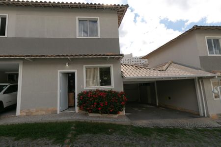 Casa de condomínio à venda com 125m², 3 quartos e 2 vagasFachada