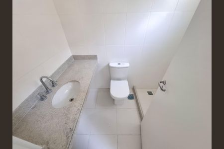 Apartamento à venda com 73m², 2 quartos e 1 vagaBanheiro da suíte 2