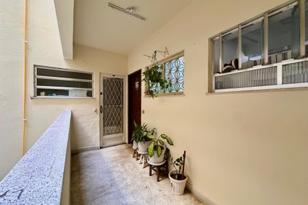 Apartamento à venda com 51m², 2 quartos e sem vagaÁrea comum