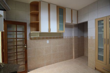 Casa para alugar com 130m², 2 quartos e 1 vagaCozinha