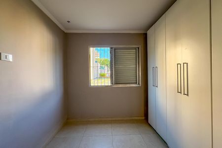 Apartamento à venda com 67m², 2 quartos e 1 vagaQuarto 2