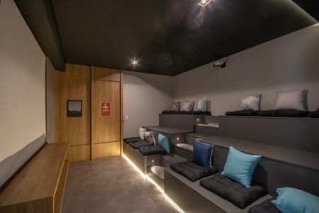 Apartamento à venda com 65m², 2 quartos e 1 vagaÁrea comum - Cinema