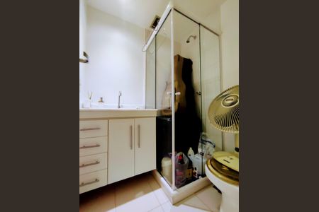 Apartamento à venda com 75m², 2 quartos e 1 vaga Apartamento à venda com 75m², 2 quartos e 1 vagaBanheiro Suíte 1