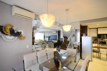 Apartamento à venda com 216m², 3 quartos e 4 vagasSala de Jantar