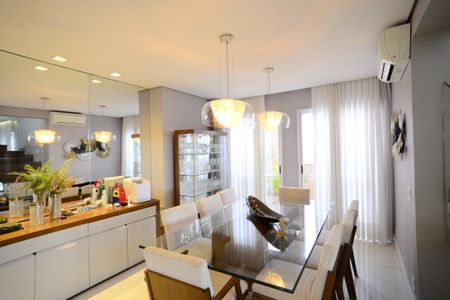 Apartamento à venda com 216m², 3 quartos e 4 vagasSala de Jantar