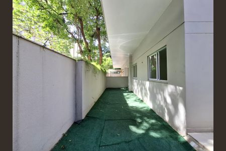 Apartamento à venda com 124m², 2 quartos e 1 vagaVaranda