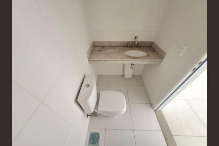 Apartamento à venda com 124m², 2 quartos e 1 vagaBanheiro da suíte