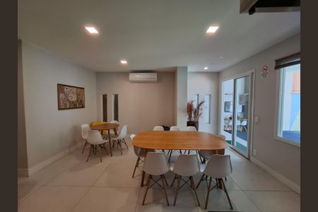 Apartamento à venda com 124m², 2 quartos e 1 vagaÁrea comum