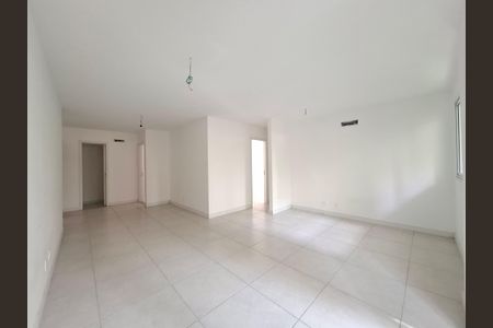 Apartamento à venda com 124m², 2 quartos e 1 vagaSala