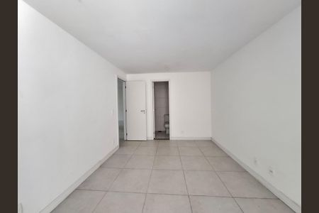Apartamento à venda com 124m², 2 quartos e 1 vagaSuíte