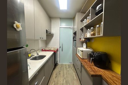 Apartamento à venda com 72m², 2 quartos e 1 vagaCozinha