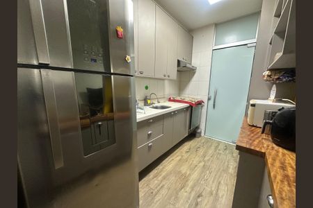 Apartamento à venda com 72m², 2 quartos e 1 vagaCozinha