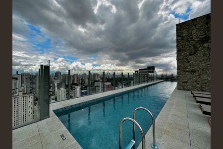 Apartamento à venda com 34m², 1 quarto e 1 vagaPiscina