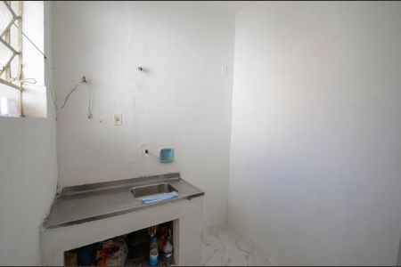 Casa à venda com 75m², 3 quartos e sem vaga Casa à venda com 75m², 3 quartos e sem vagaCozinha