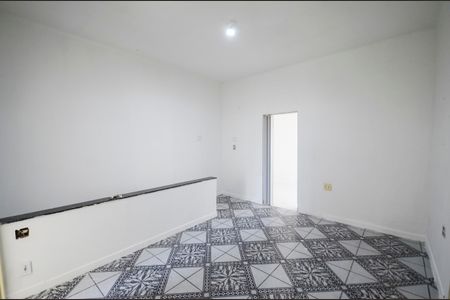 Casa à venda com 75m², 3 quartos e sem vaga Casa à venda com 75m², 3 quartos e sem vagaSala