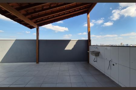 Apartamento à venda com 100m², 2 quartos e 1 vaga Apartamento à venda com 100m², 2 quartos e 1 vagaArea de serviço