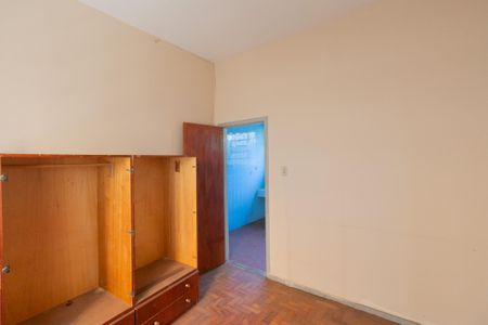 Casa à venda com 423m², 5 quartos e 3 vagas Casa à venda com 423m², 5 quartos e 3 vagasQuarto 3