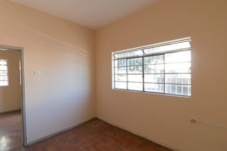 Casa à venda com 423m², 5 quartos e 3 vagas Casa à venda com 423m², 5 quartos e 3 vagasQuarto 1