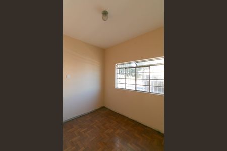 Casa à venda com 423m², 5 quartos e 3 vagas Casa à venda com 423m², 5 quartos e 3 vagasQuarto 1