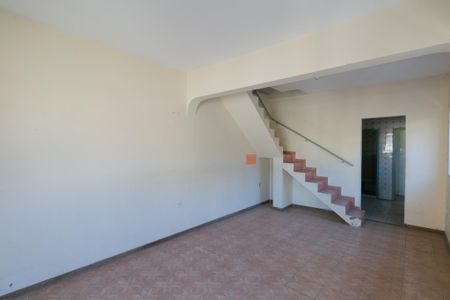 Casa à venda com 423m², 5 quartos e 3 vagas Casa à venda com 423m², 5 quartos e 3 vagasSala casa 2