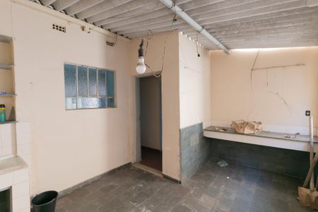 Casa à venda com 423m², 5 quartos e 3 vagas Casa à venda com 423m², 5 quartos e 3 vagasÁrea de Serviço