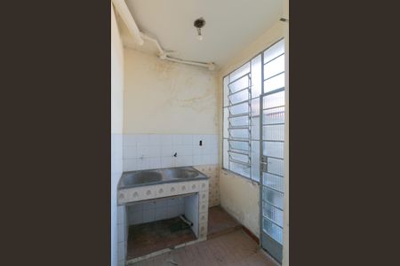 Casa à venda com 423m², 5 quartos e 3 vagas Casa à venda com 423m², 5 quartos e 3 vagasÁrea de Serviço casa 2