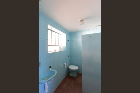 Casa à venda com 423m², 5 quartos e 3 vagas Casa à venda com 423m², 5 quartos e 3 vagasBanheiro