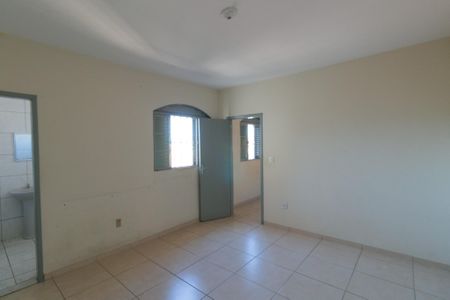 Casa à venda com 423m², 5 quartos e 3 vagas Casa à venda com 423m², 5 quartos e 3 vagasSuíte Casa 2