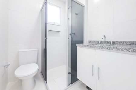 Apartamento para alugar com 133m², 3 quartos e 3 vagas Apartamento para alugar com 133m², 3 quartos e 3 vagasBanheiro da Suíte 2