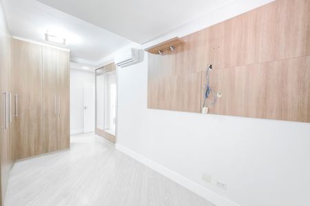 Apartamento para alugar com 133m², 3 quartos e 3 vagas Apartamento para alugar com 133m², 3 quartos e 3 vagasSuíte