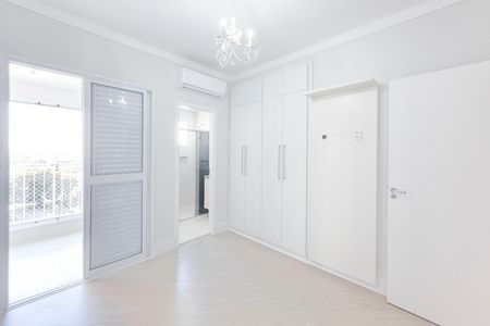 Apartamento para alugar com 133m², 3 quartos e 3 vagas Apartamento para alugar com 133m², 3 quartos e 3 vagasSuíte 2