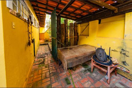 Casa à venda com 463m², 4 quartos e 2 vagasÁrea externa