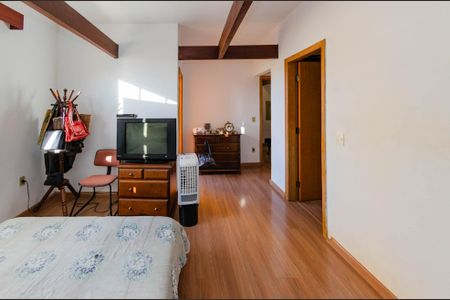 Casa à venda com 463m², 4 quartos e 2 vagasSuíte